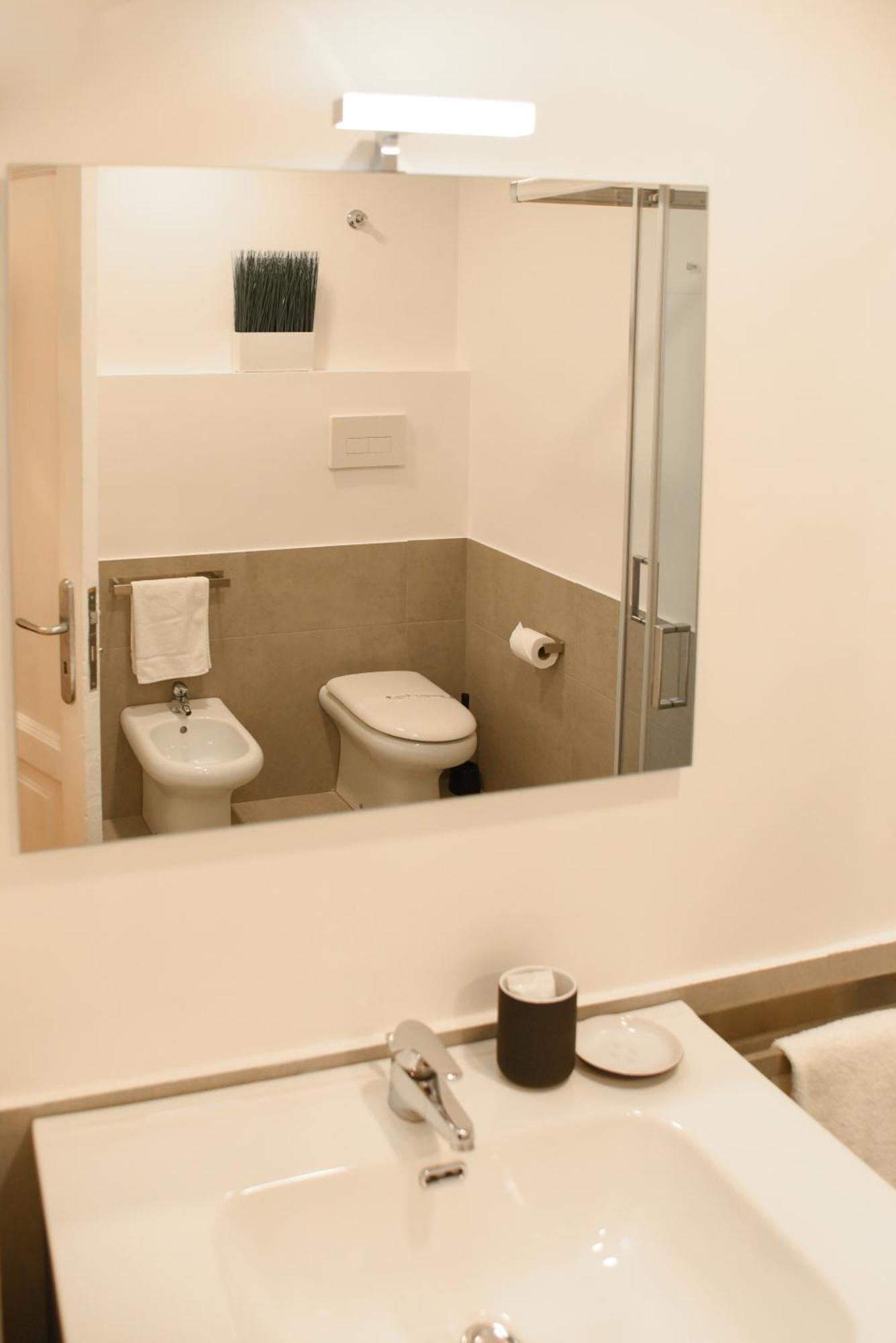 Appartement Downtown Umberto 74 à Naples Extérieur photo