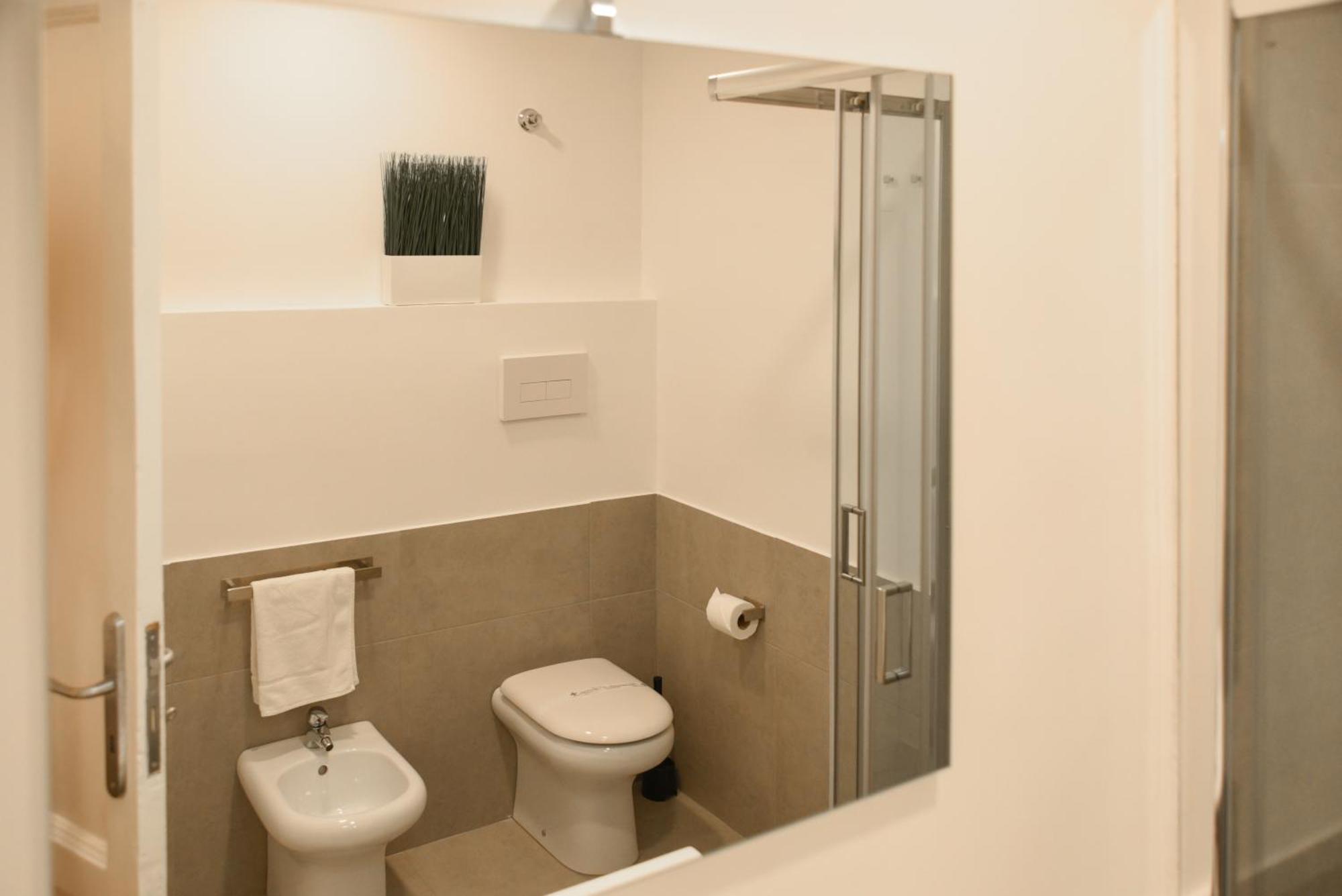 Appartement Downtown Umberto 74 à Naples Extérieur photo