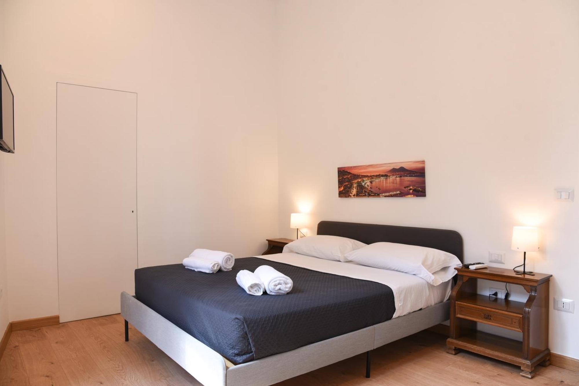 Appartement Downtown Umberto 74 à Naples Extérieur photo