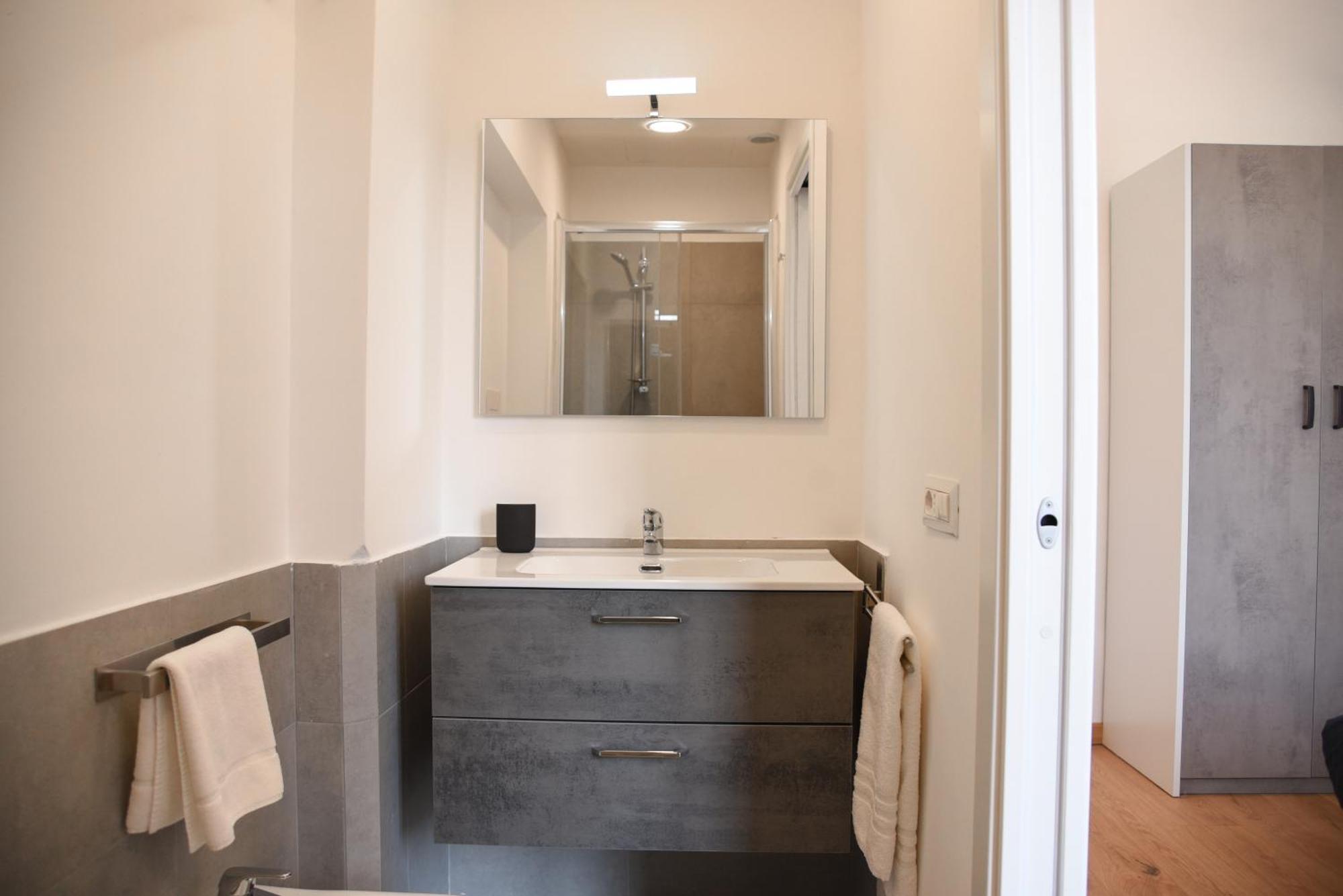 Appartement Downtown Umberto 74 à Naples Extérieur photo