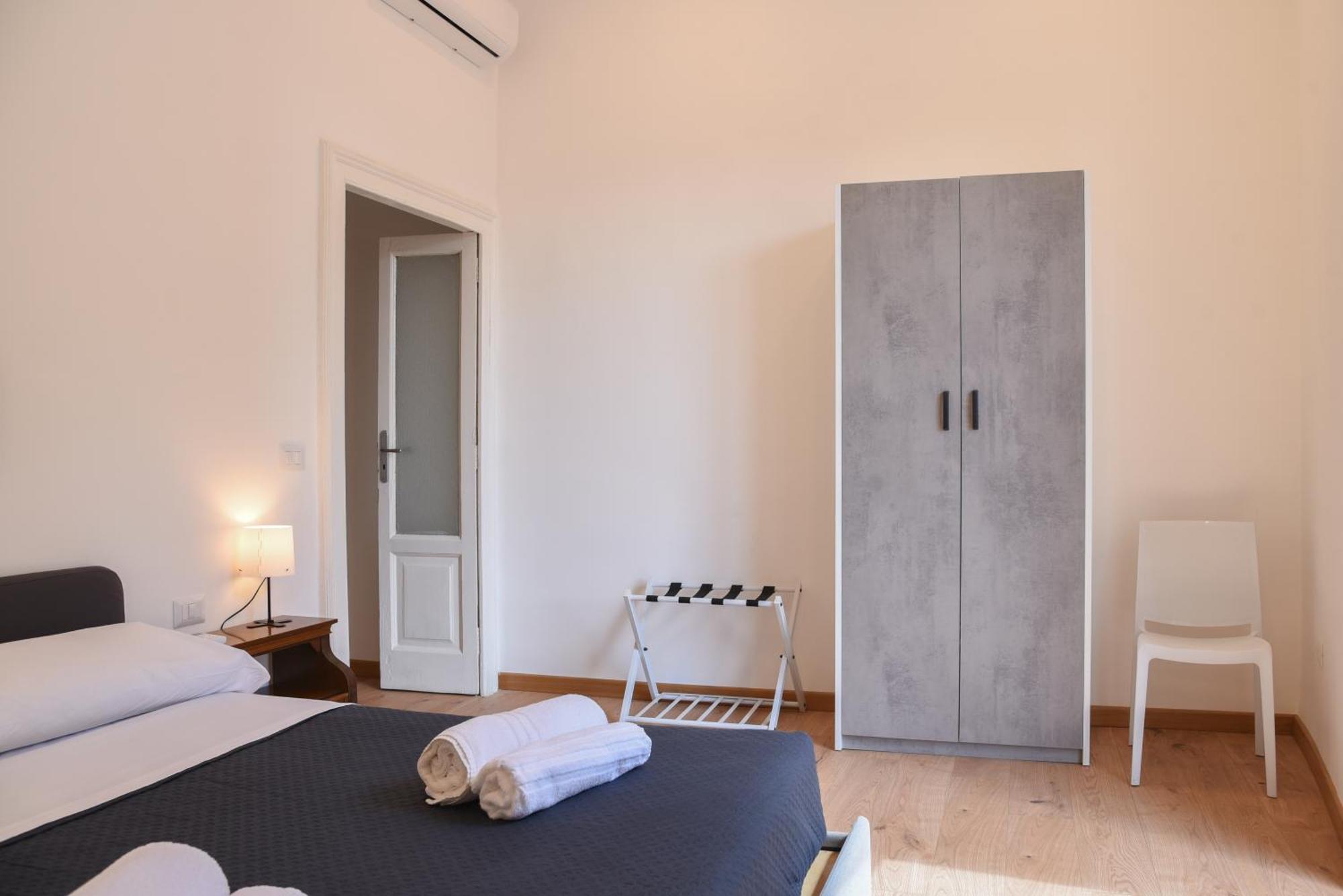 Appartement Downtown Umberto 74 à Naples Extérieur photo